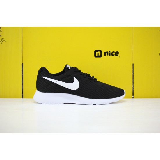 Nike Rosherun Tanjun Black/White Running Shoes 812654 011 Unisex Sneakers