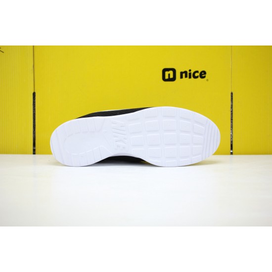 Nike Rosherun Tanjun Black/White Running Shoes 812654 011 Unisex Sneakers